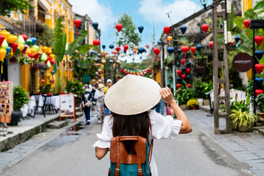 Bai Tu Long Bay - Hanoi - Fly to Da Nang, Transfer to Hoi An