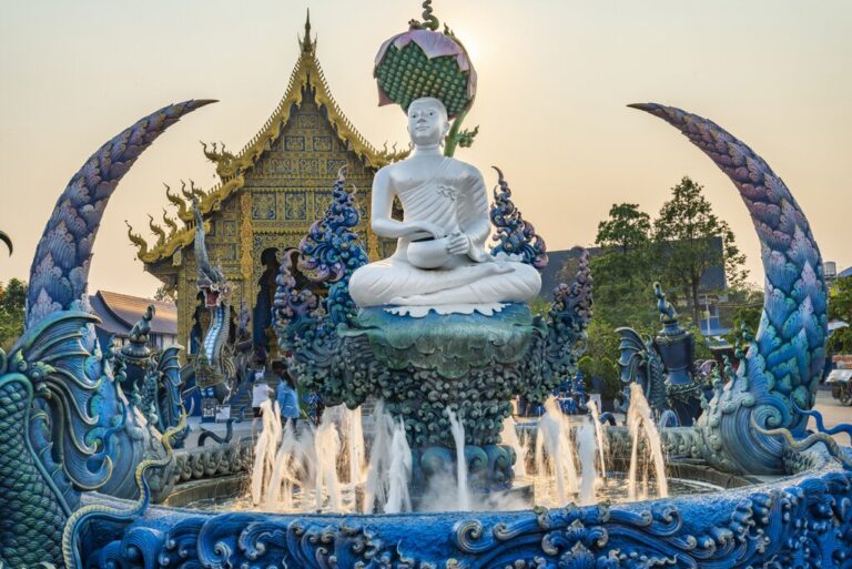 Highlights of Thailand: Ancient Temples, Outdoor Activities & Culinary Delights - 16 Days