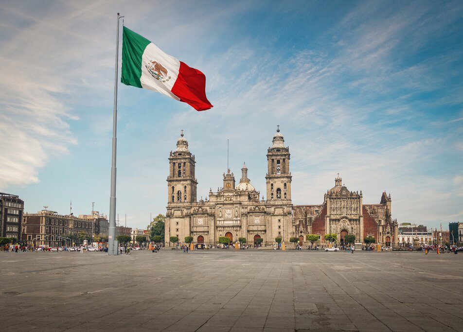 Mexico City's Palacio de Bellas Artes