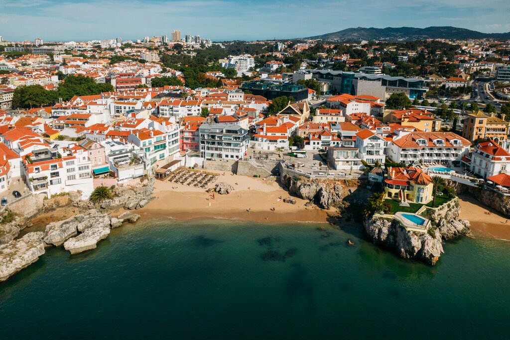 Wave goodbye to the blissful bays of Cascais