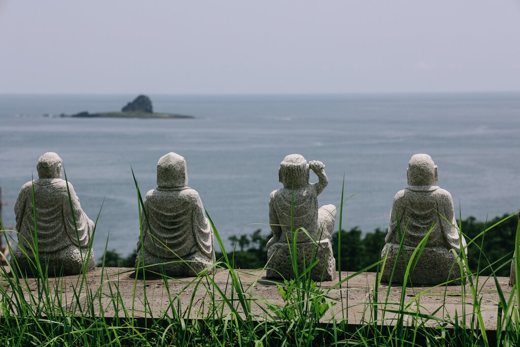 Jeju Island Autumn Tour: Sangumburi Crater and Seongsan Ilchulbong