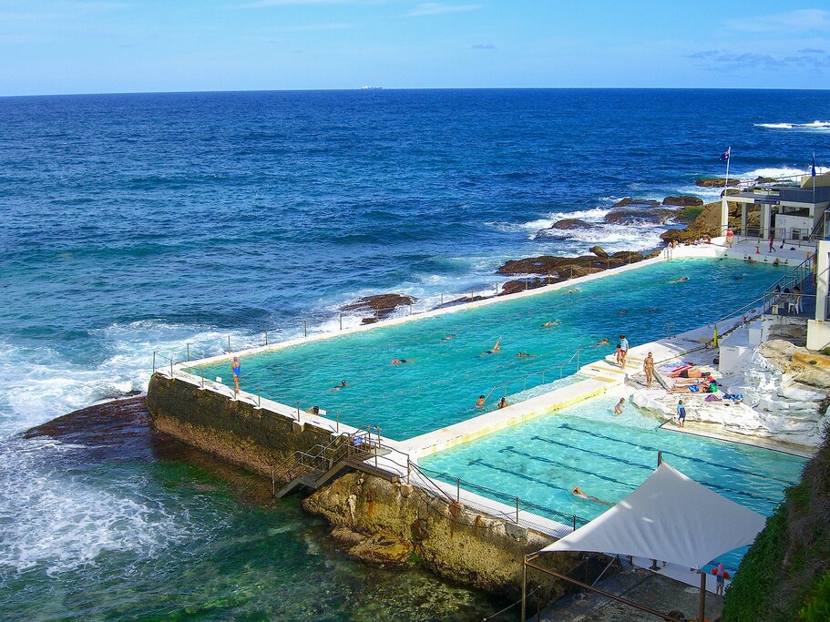 A refreshing outdoor pool beside Bondi Beach in Sydney.