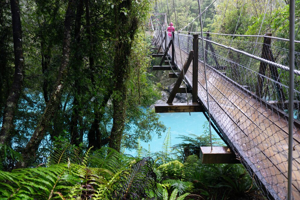 Hokitika Swing Bridge
