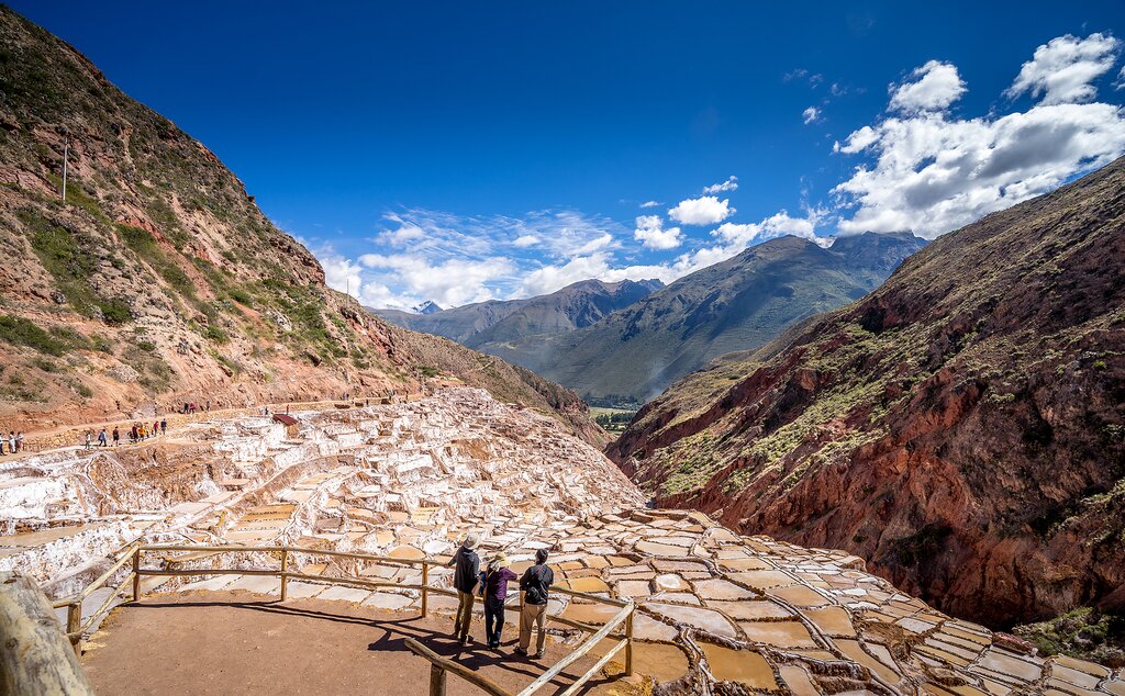 Visitors looking at the Salinas de Maras