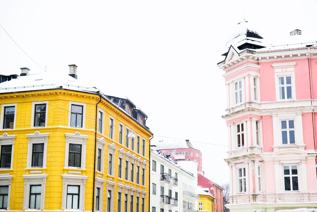 Discover the winter wonderland of Scandinavian cities on this 10-day tour