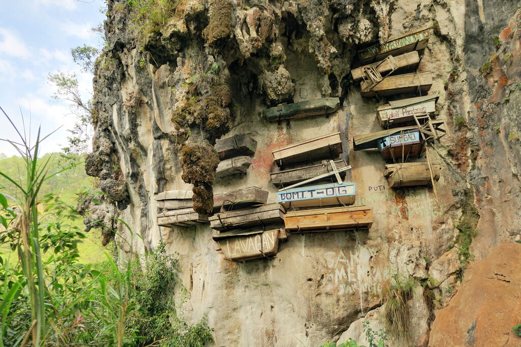 The Hanging Coffins of Echo Valley