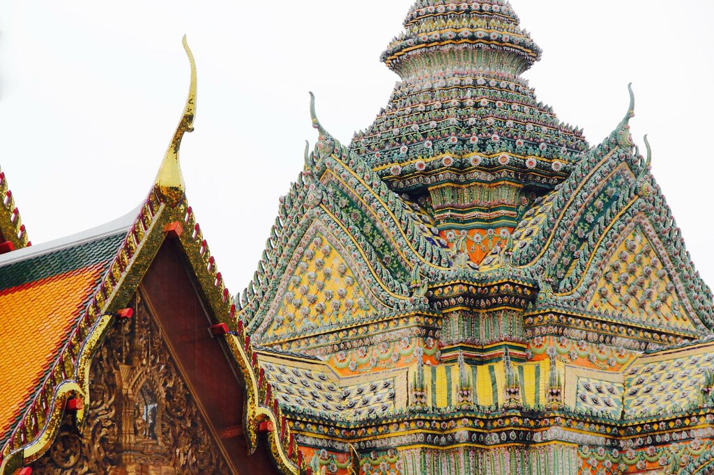 Bangkok afternoon exploration with local food tasting 