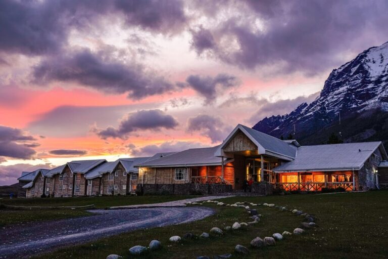 Luxury Chilean Patagonia Getaway: Outdoor Adventures & Wine Tasting - 7 Days