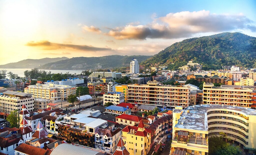 Phuket At Leisure