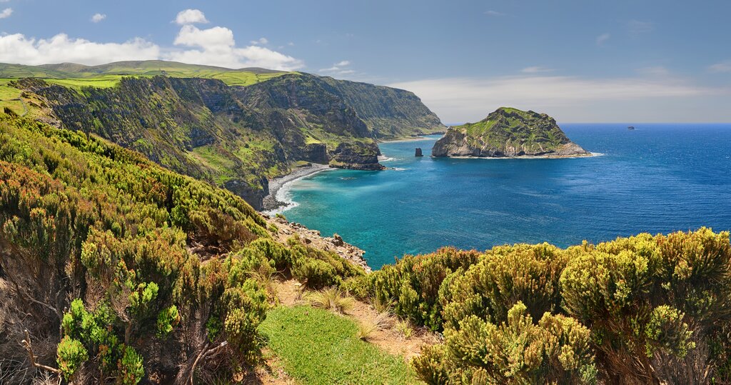 Drive at your own pace along the stunning  São Miguel coastline