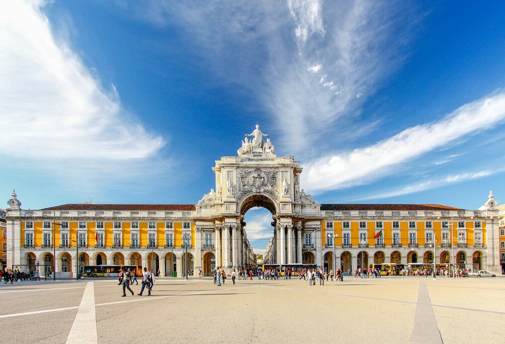 Praca do Comercio, Lisbon's main square