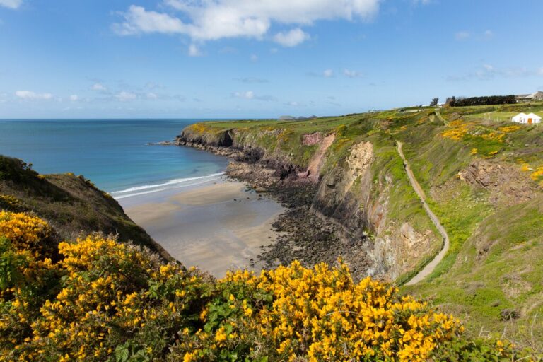 Hike Wales: the Pembrokeshire Coast - 5 Days