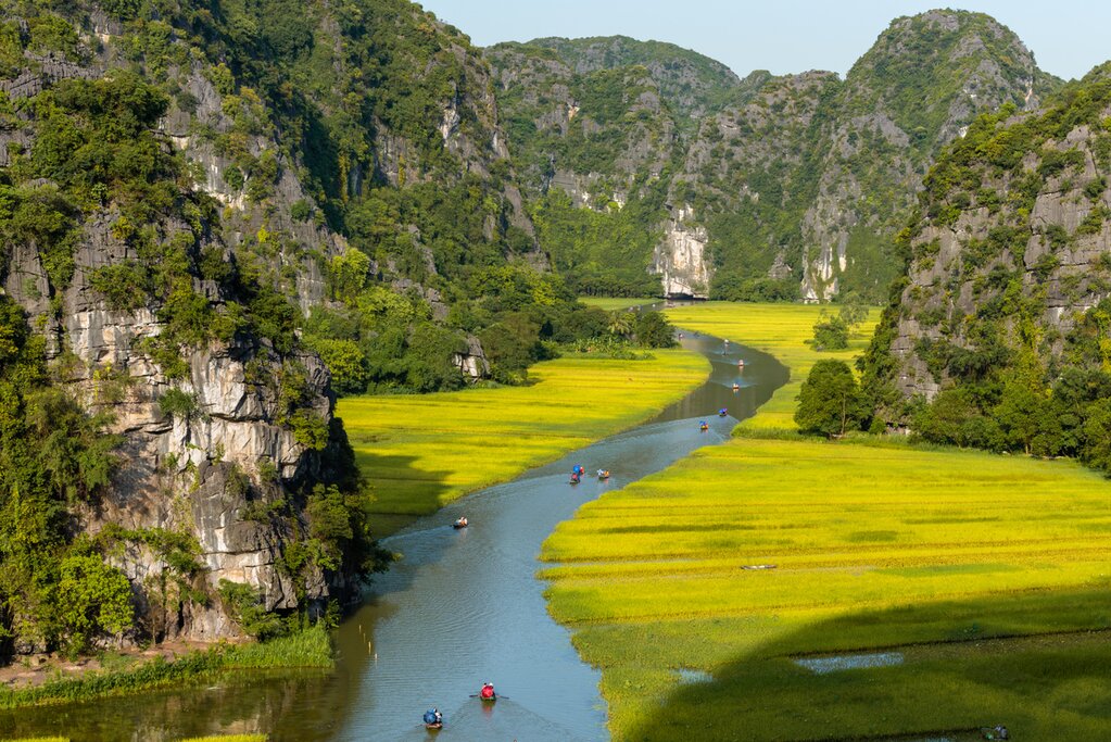 Hanoi - Ninh Binh: Hoa Lu, Ancient Capital & Tam Coc Boat Trip