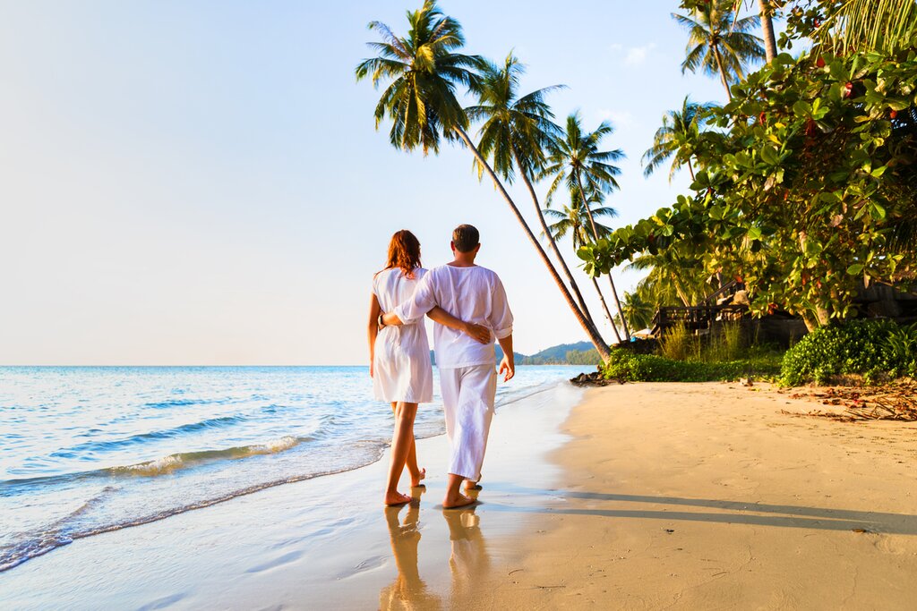 Finish your trip with romantic beach walks in Thailand