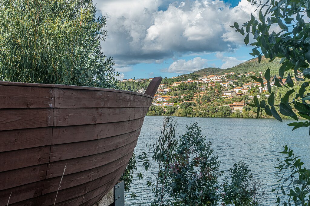 Boneca Mountain Range in Douro Valley
