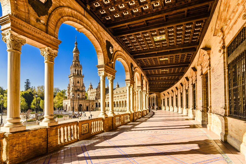 colorful Plaza de España