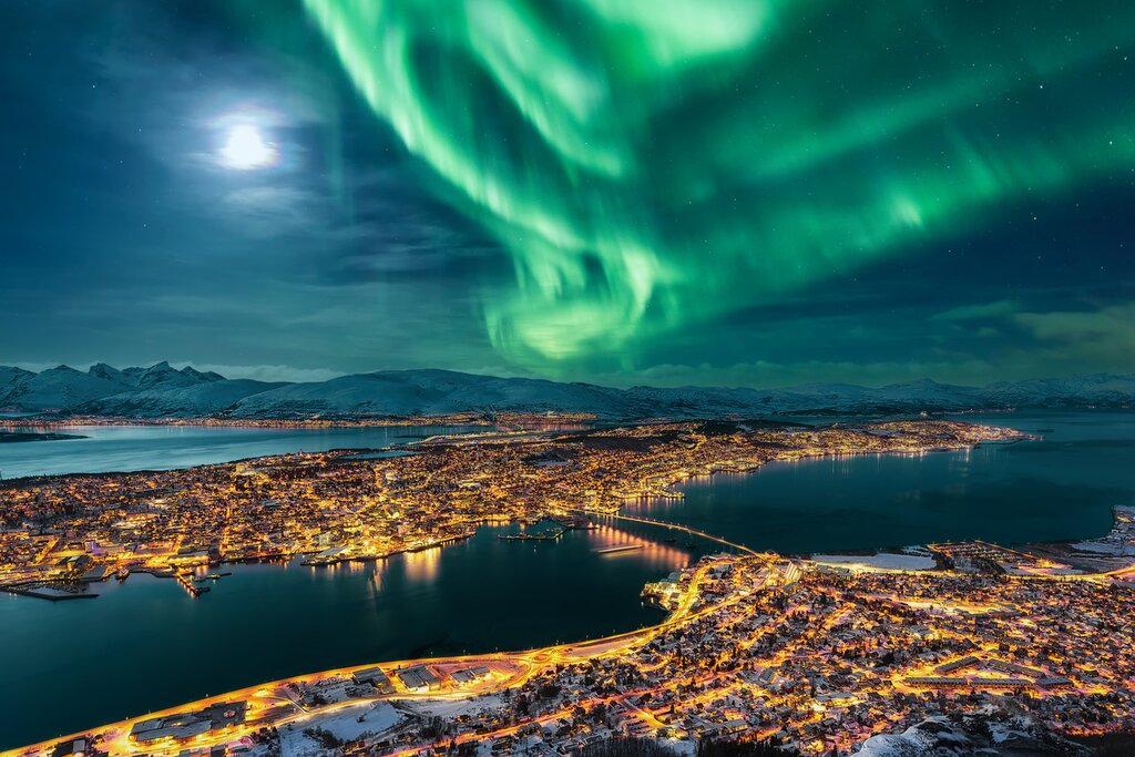 Hunt for the northern lights in the Arctic Circle city of Tromsø