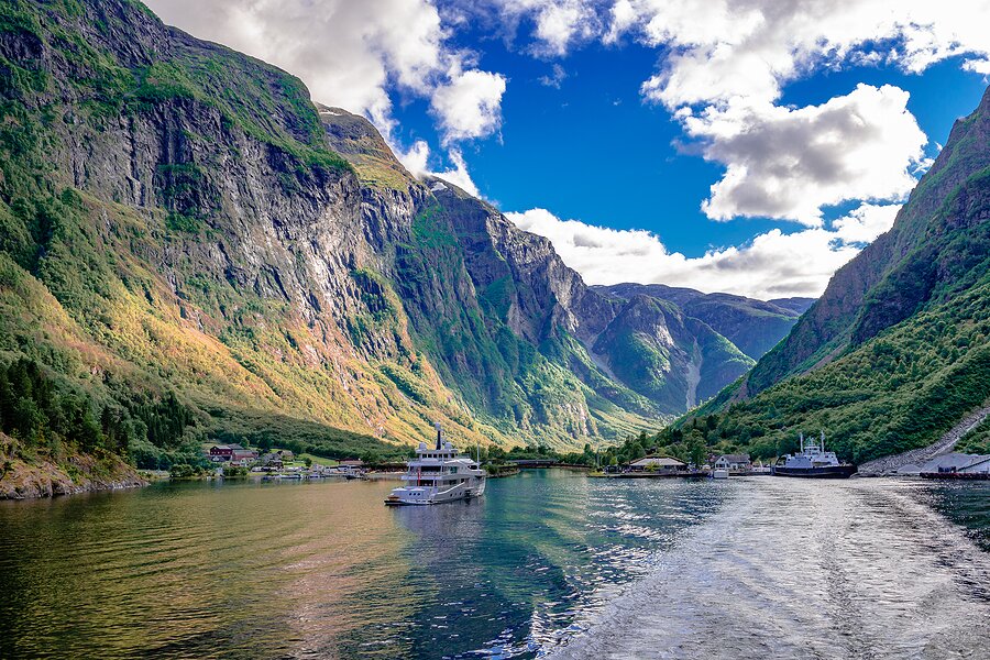Nærøyfjord's narrow passage