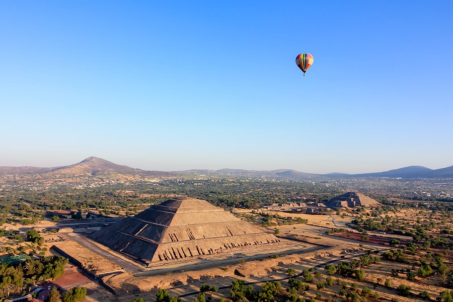 Sunrise over the pyramids of  Teotihuacan