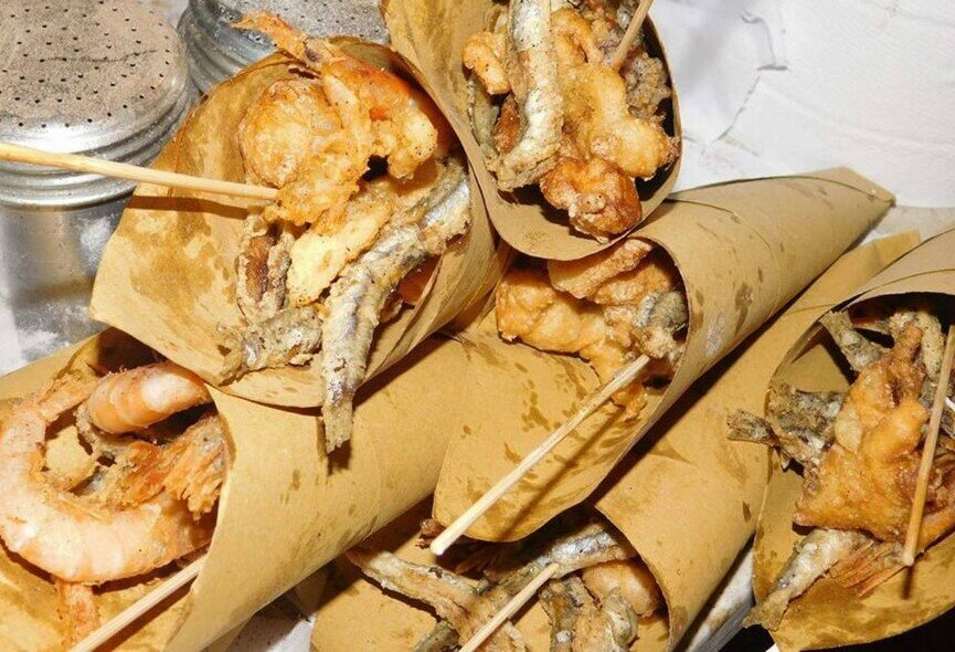 street food in Napoli