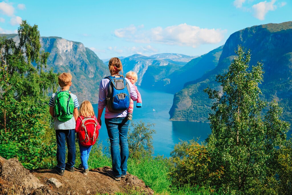Family hikes in Norway