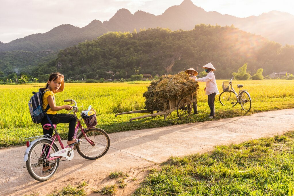 Spend time in the Vietnamese countryside with your family