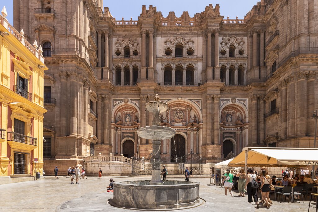 Private Treasure Hunt in Málaga