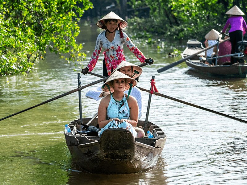 Explore the Countryside of Cai Be