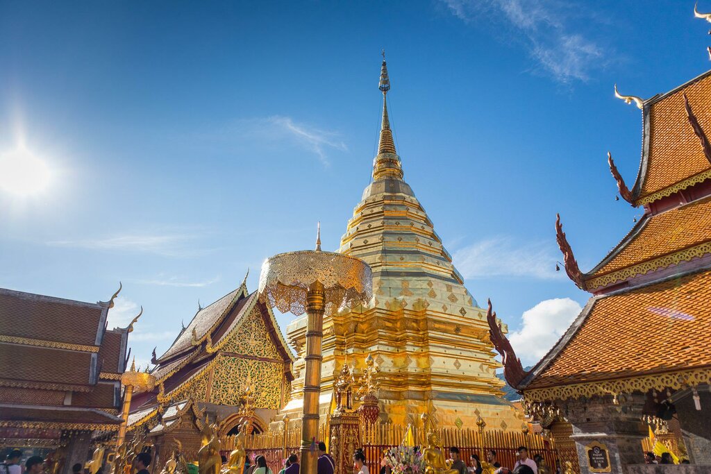 Explore the mountain temples of Chiang Mai