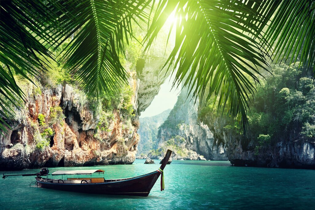 Beautiful waters and limestone karsts of Koh Lanta