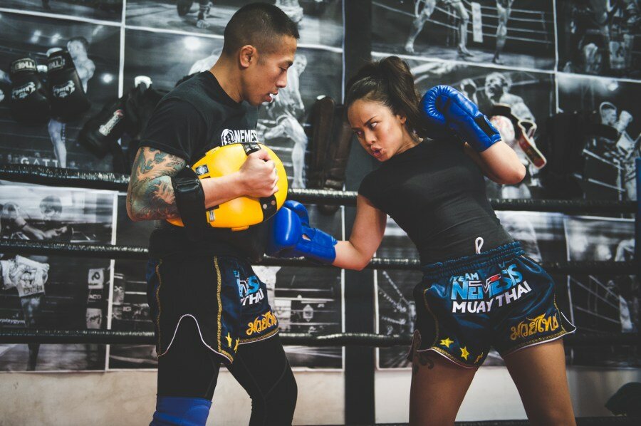 Professional Muay Thai Training Lesson