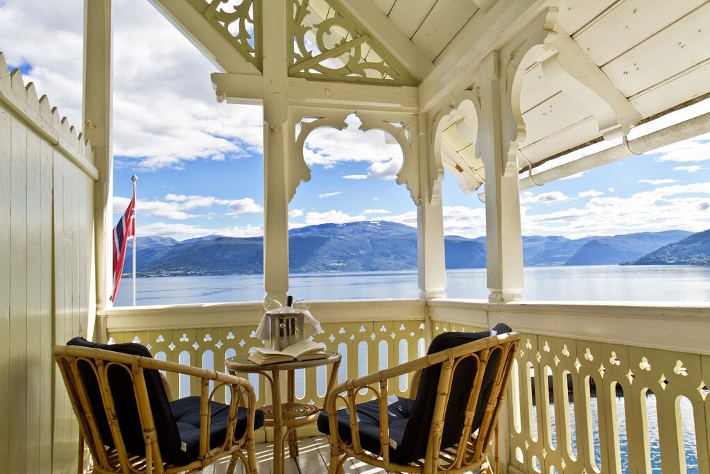Experience 19th-century splendor on Norway's Sognefjord (photo courtesy of Kviknes Hotel)