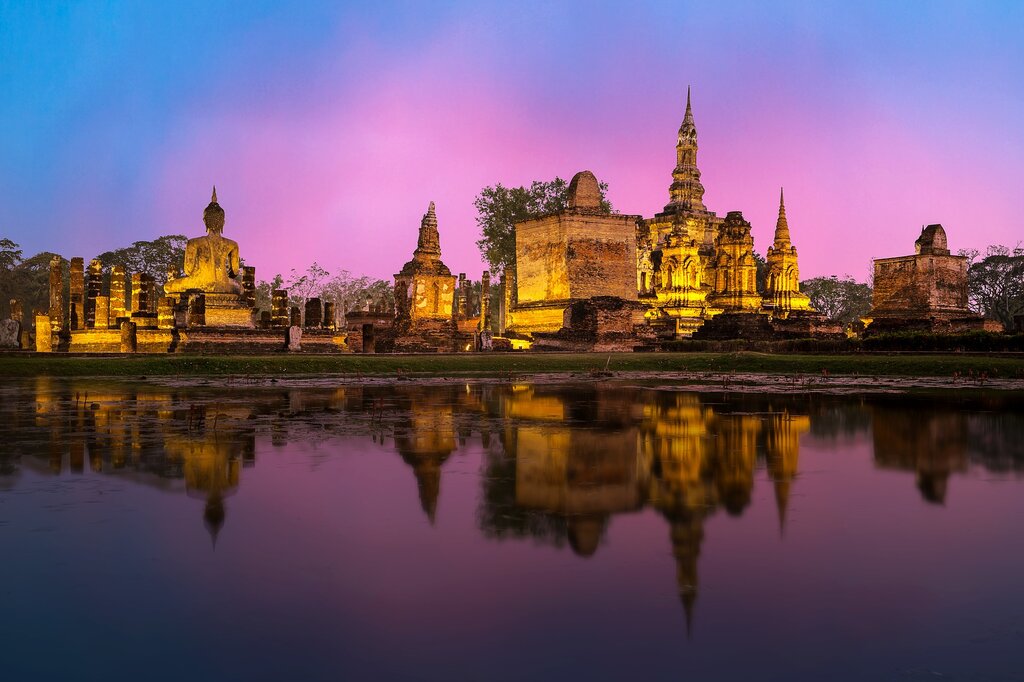 Travel from Bangkok to Ayutthaya - Ayutthaya sightseeing 