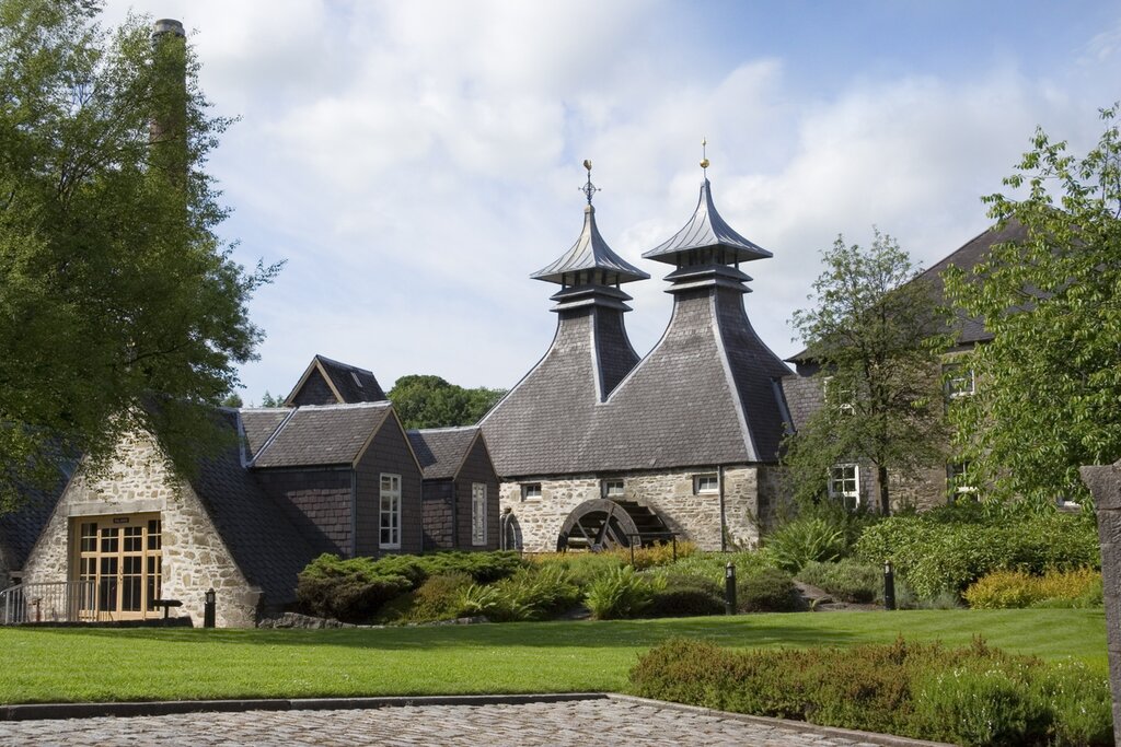 Immerse Yourself in the Enchanting Speyside Whisky Trail