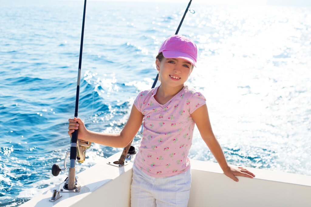 Head out for a sailing trip around La Concha Bay