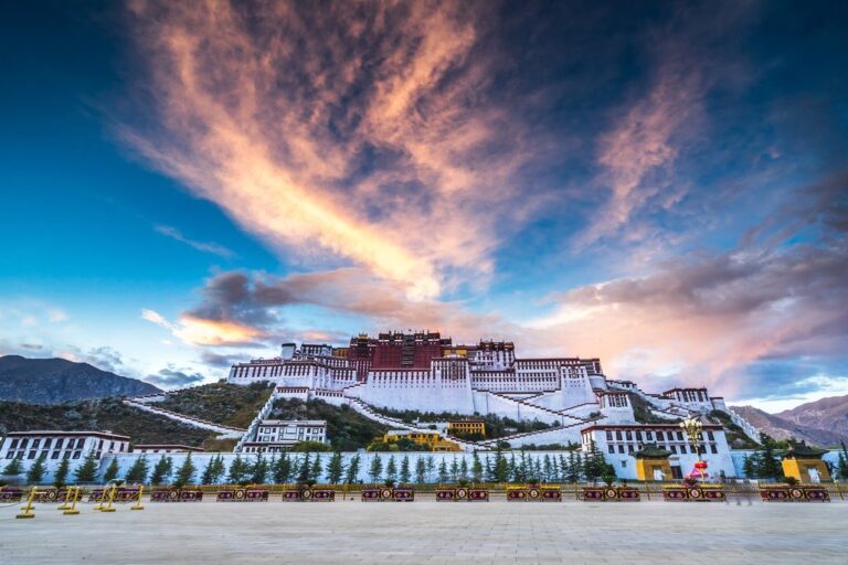 Cultural Journey Through Tibet - 8 Days