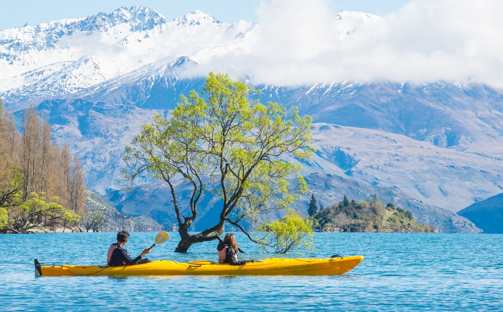 Kayaking on Lake Whakatipu