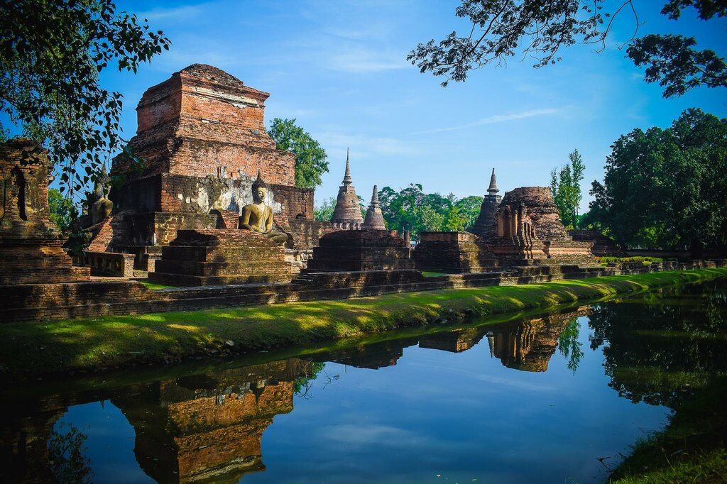 Travel To Lampang Via Sukhothai Historical Park