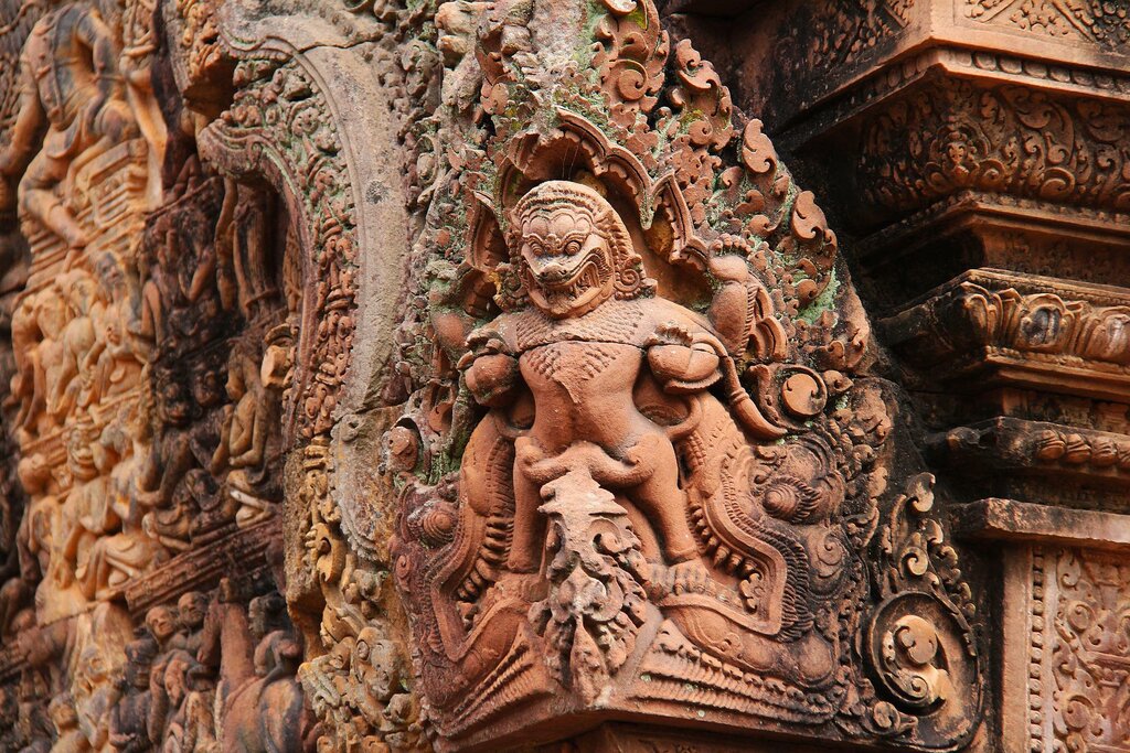 Discover Banteay Srei, Banteay Samre & the Roluos Temples