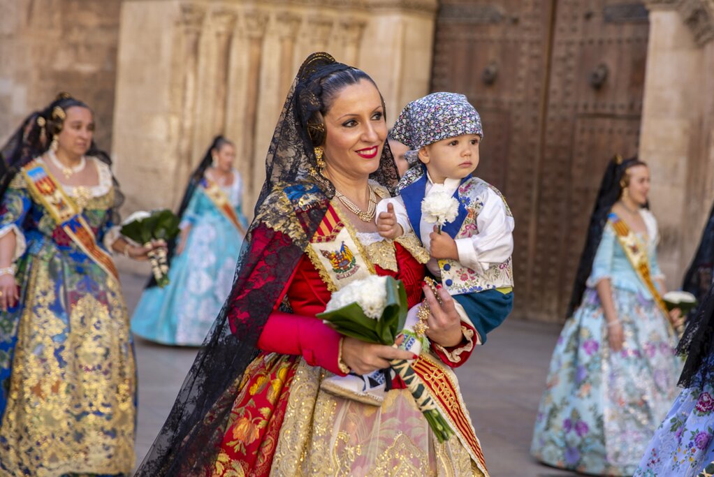 Mother and son in Valencia in typical Spanish dress