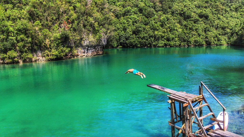 Self-Guided Exploration in Siargao
