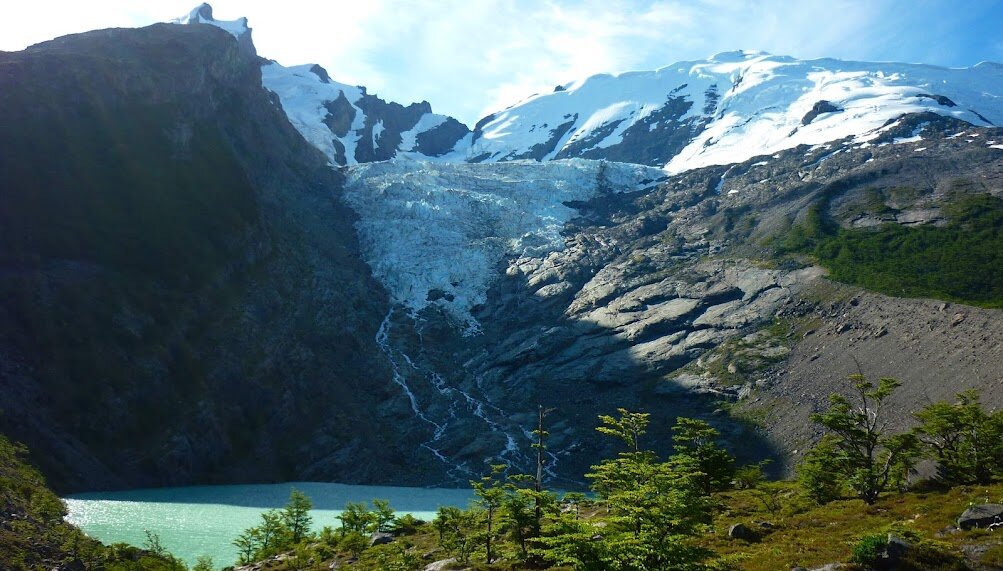 Self-Guided Hiking and Navigation at Lago del Desierto