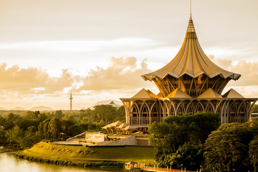 Transfer & Flight from Kuala Lumpur to Kuching