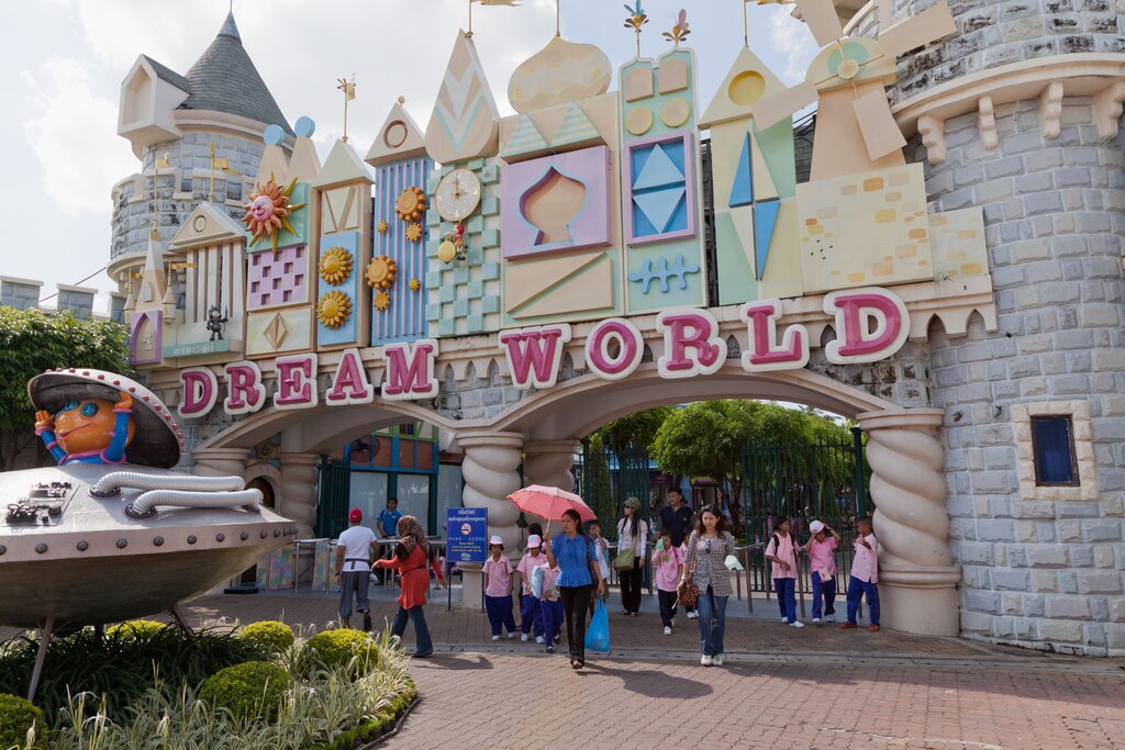 Dreamworld amusement park