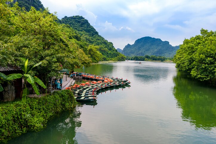 Day Trip to Ninh Binh (Hoa Lu & Trang An)