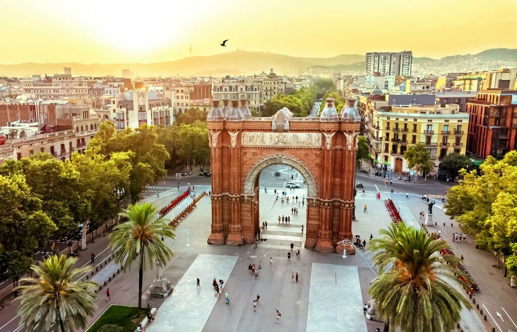 Sunset over Barcelona's Arc de Triomf