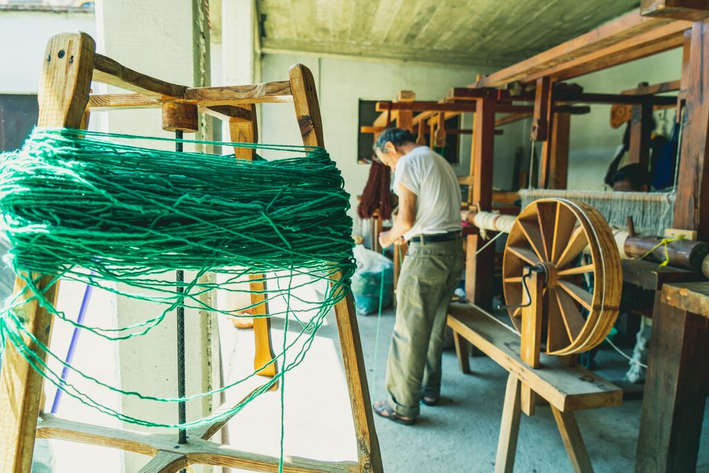 Hike and tour of the handicraft village of Teotitlán
