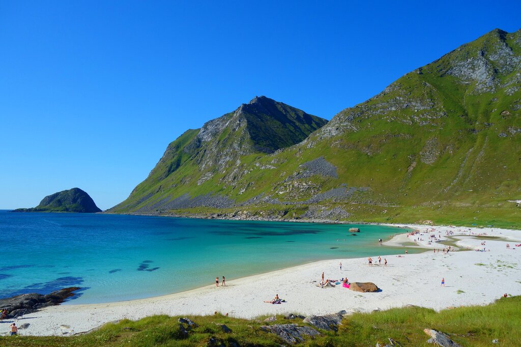 Haukland Beach