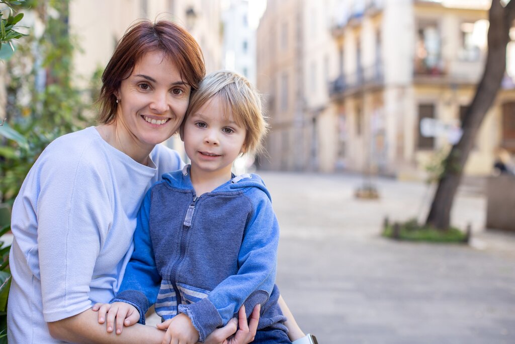 Enkjoy a family tour through Barcelona's old town