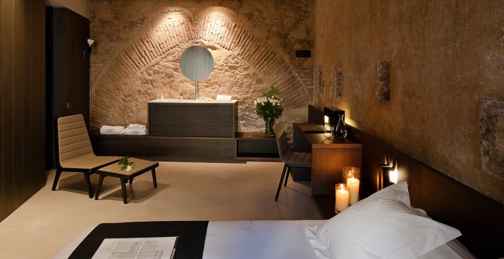 Hotel987